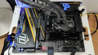 ASRock Z890 Taichi OCF